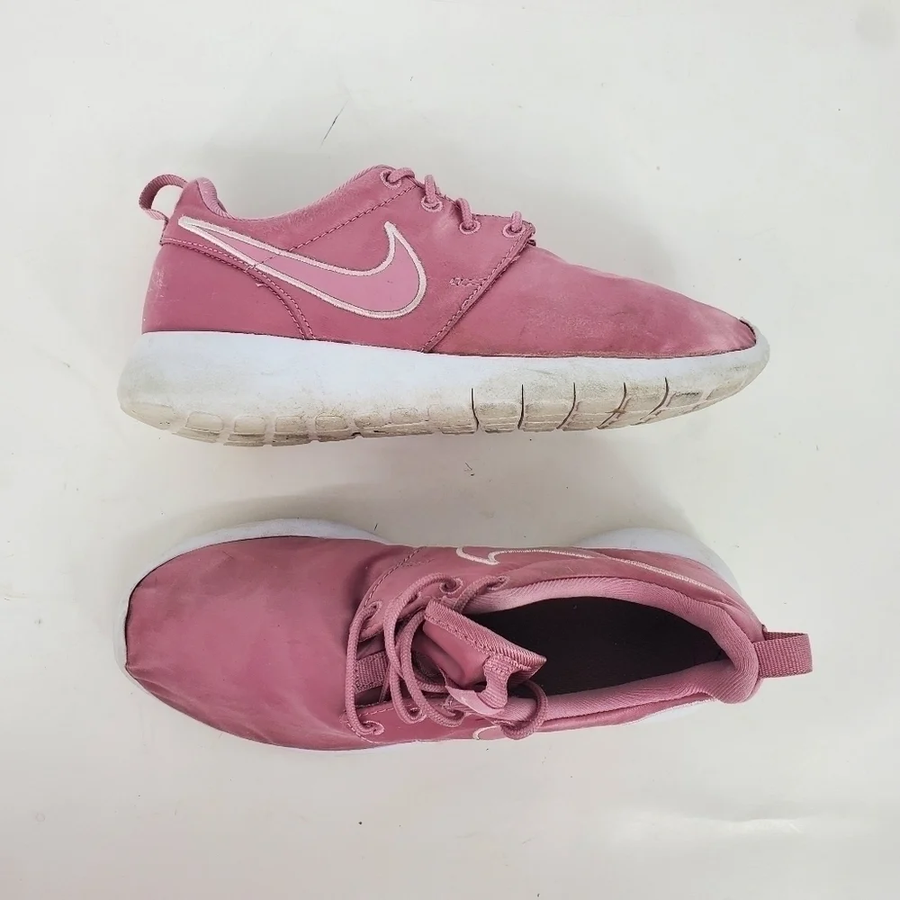 Nike Shoes 4 Youth Roshe Run One ‘Element Pink' 599729-618 Sneakers